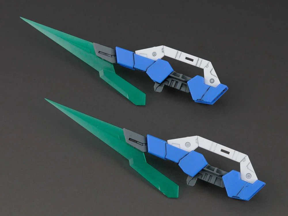 GUNDAM - MG 1/100 00 QAN[T] FULL SABER - Image 12