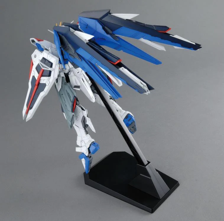 GUNDAM - MG 1/100 FREEDOM GUNDAM Ver.2.0 - Image 6
