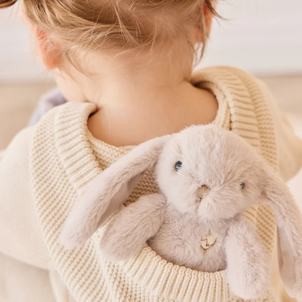 JAMIE KAY SNUGGLE BUNNIES - LITTLE PENELOPE - BEIGE 17CM PLUSH - Image 6