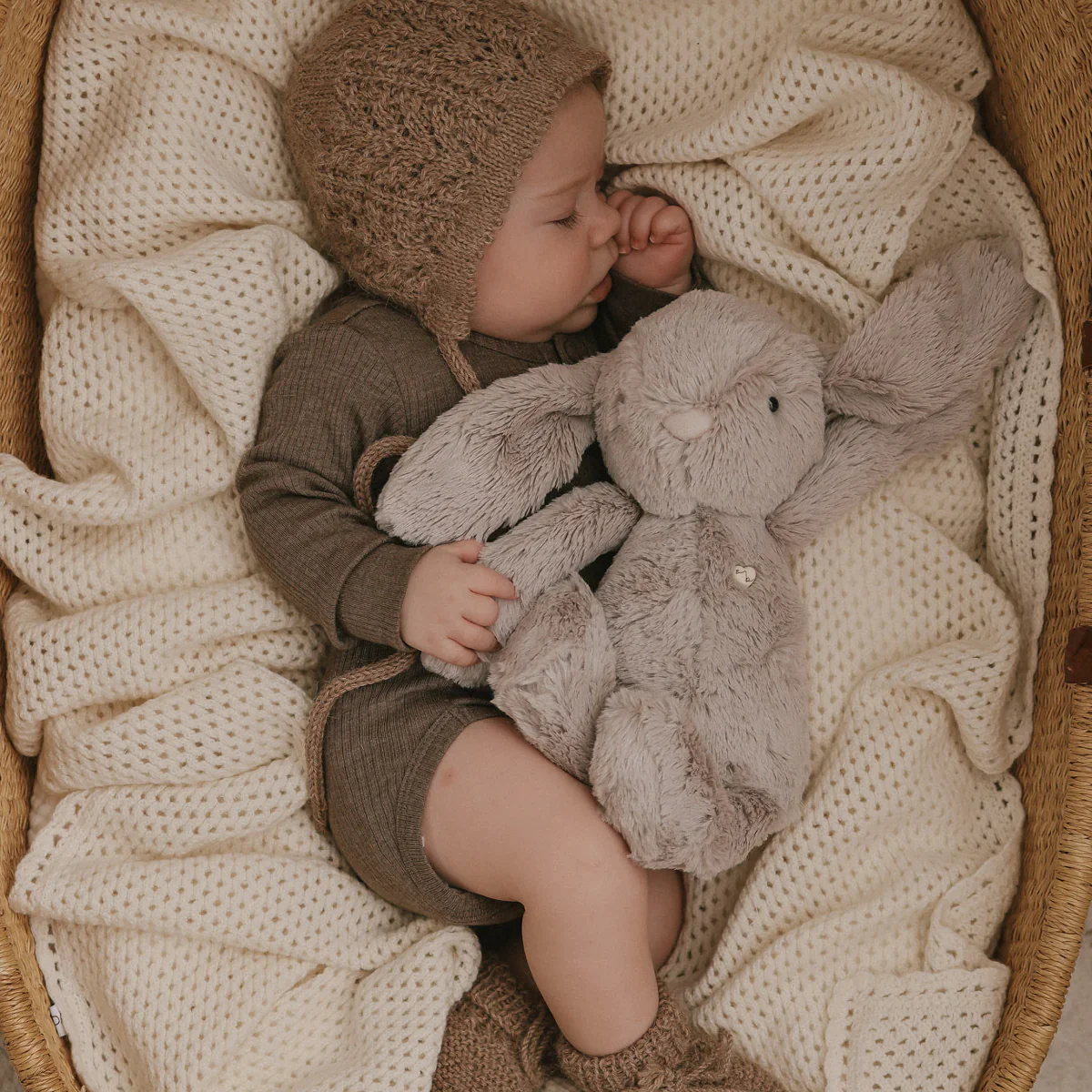JAMIE KAY SNUGGLE BUNNIES - PENELOPE THE BUNNY - BEIGE 30CM - Image 3