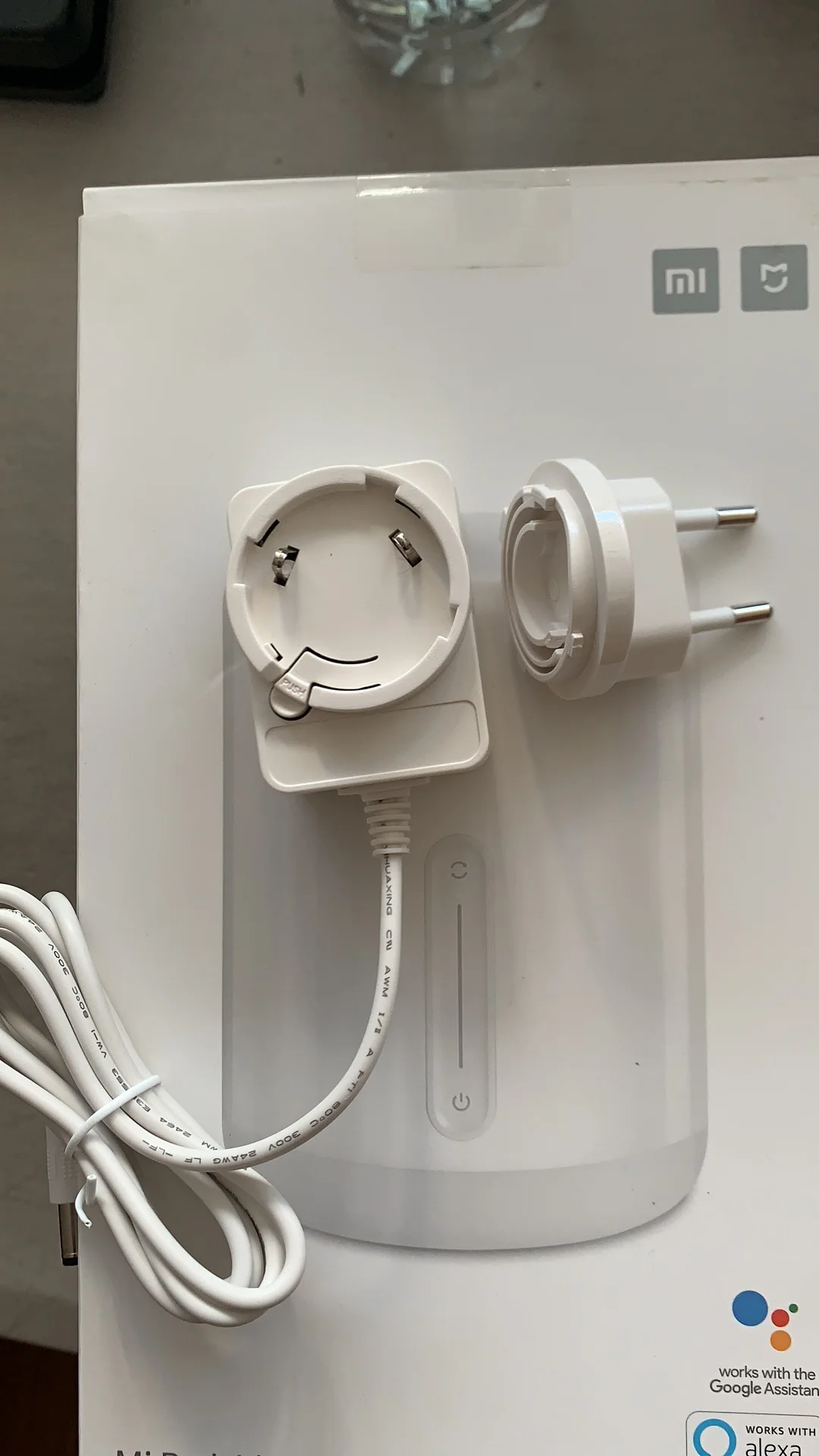 Xiaomi Mi Bedside Lamp Colourful Smart Light - Image 11