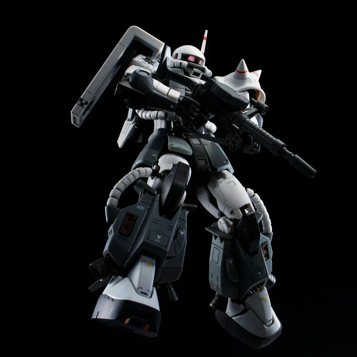 (PREMIUM-BANDAI) GUNDAM - RG 1/144 MS-06R-1A ERIC MANTHFIELD’S ZAKU II - Image 4
