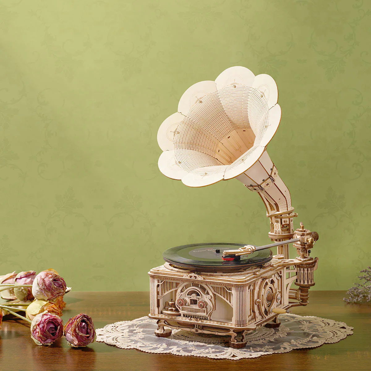 Robotime ROKR DIY Crank Classic Gramophone LKB01 (Hand Rotating) - Image 2