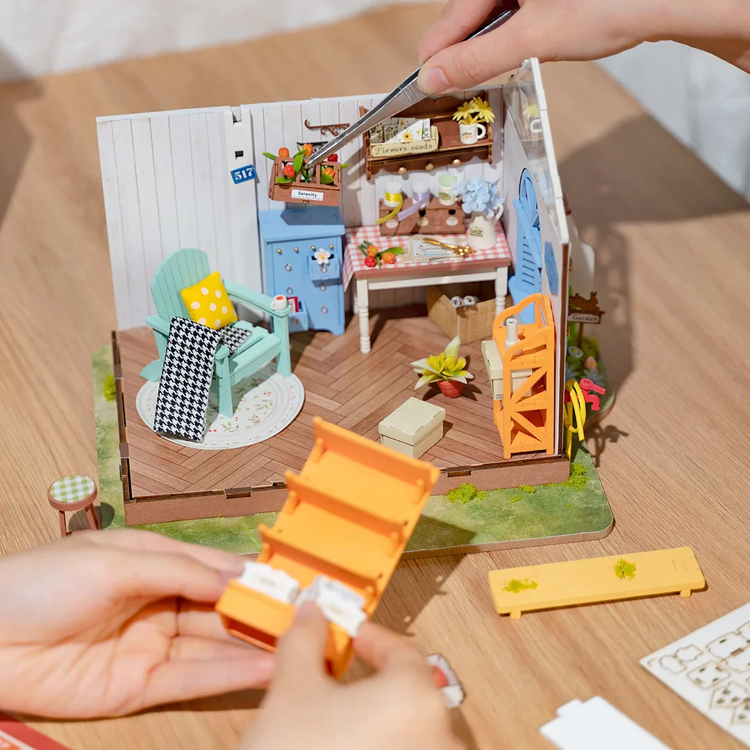 Robotime Rolife Dreamy Garden House DIY Miniature House Kit DG163 - Image 4