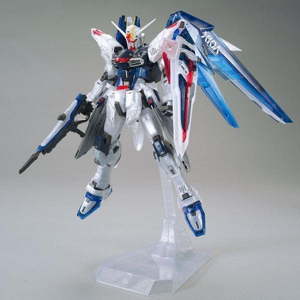 (THE GUNDAM BASE LIMITED) GUNDAM - MG 1/100 FREEDOM GUNDAM VER. 2.0 [CLEAR COLOR] - Image 7